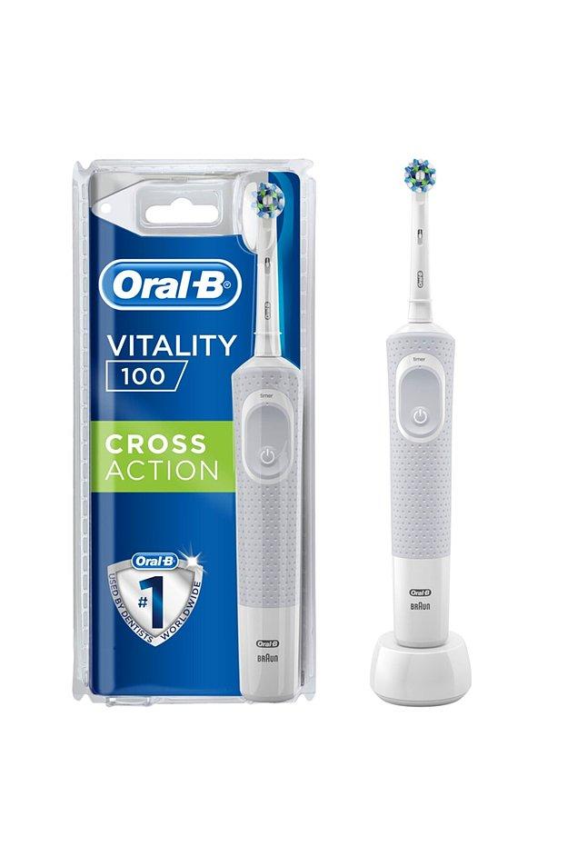 9. Oral-B D100 şarj edilebilir elektrikli diş fırçası en çok tercih edilen fırça olmuş.