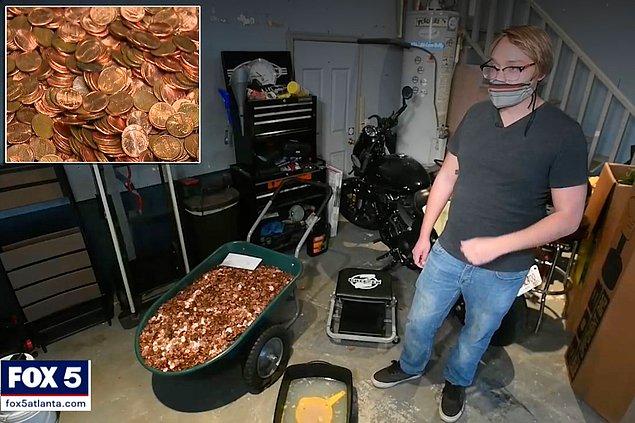 ABD Georgia'daki A OK Walker Autoworks isimli bir oto tamirhanesi, işten ayrılan Andreas Flaten isimli elemanının son maaşını yağla kaplı 91,500 kuruş şeklinde adamın garaj yoluna dökerek ödedi.