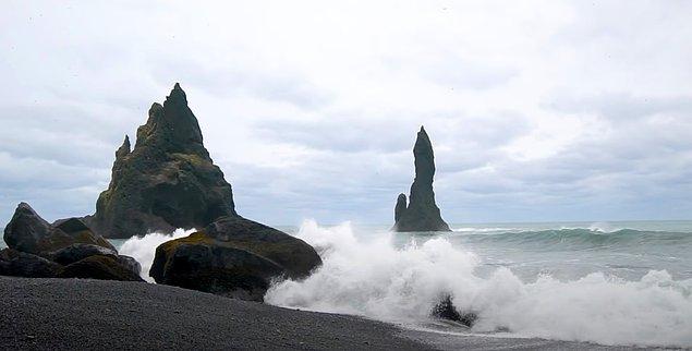 19. Reynisdrangar, İzlanda: