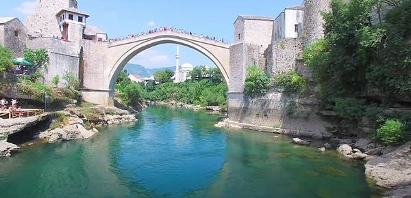 93. Mostar Köprüsü, Bosna Hersek: