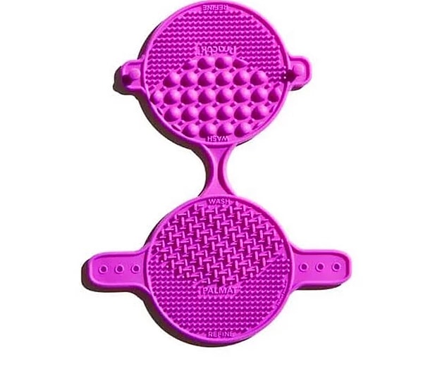 Genelde erkekler, kadınların kullandığı makyaj malzemelerinin isimlerini ya da mutfak araç ve gereçlerin hangi amaçla kullanıldığını bilmez. Twitter'da da bu nedenle birçok kadın erkekleri test etmek için bu ürünlerin isimlerini sorar.