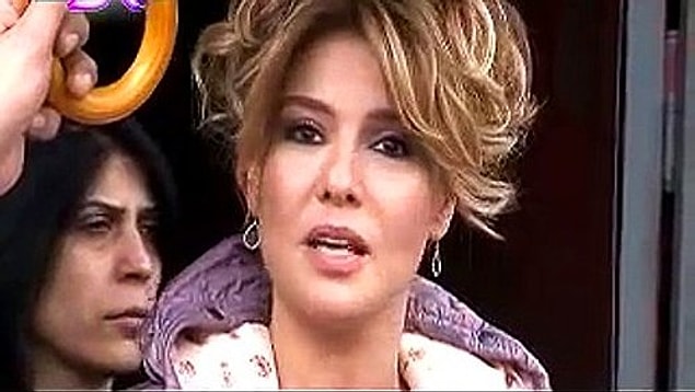Son olarak da Gülben Ergen'in hafızalara kazınan "Bana unutmayın ki hiçbir şey olmaz" sözünü satışa çıkarması üzerine biz de sözlerini NFT'de satışa çıkarması muhtemel olan ünlüleri toparladık.