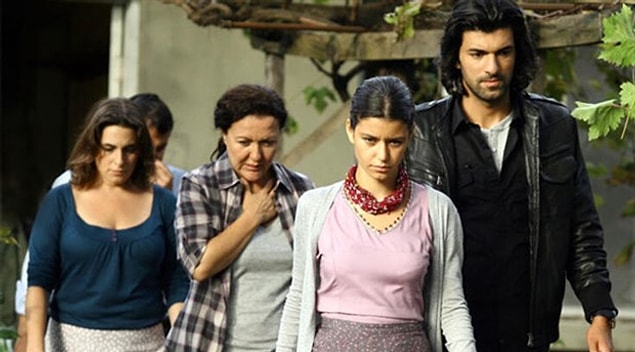 3. Fatmagül'ün Suçu Ne?: "Alba" ismiyle İspanya'da ve "Kya Qusoor Hai Amala Ka?" Hindistan'da yayınlandı.