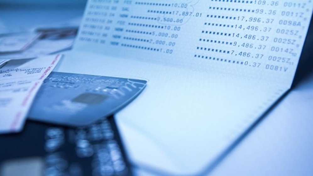 Hesabını Boşalttı, Tehdit Etti! Bankacı Koca Doktor Eşinin Parasına El Koydu