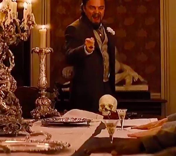 19. "Django Unchained" (2012) filminde, DiCaprio masaya vurduğunda elini kesti ama sahneye devam etti ve kanı bir doğaçlama aracı olarak kullandı. Sonuç olarak bu harika performans ortaya çıktı.