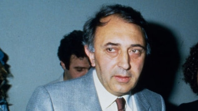 1984’te İtalya’da transferin son günü 29 Haziran Cuma ve her kulübün yeni transferlerini Milano'daki İtalyan lig yetkililerine iletmesi gerekiyor.