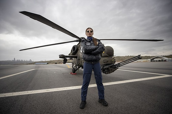 Türkiye'nin İlk Kadın Taarruz Helikopter Pilotu Özge Karabulut İle Tanışın!