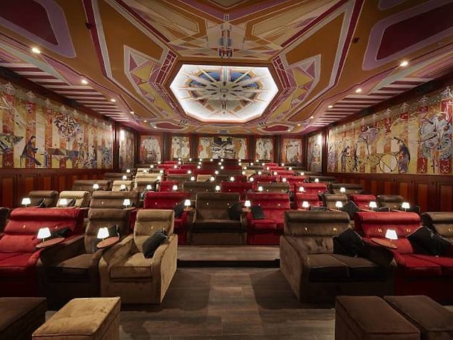 1. Pathé Tuschinski, Amsterdam