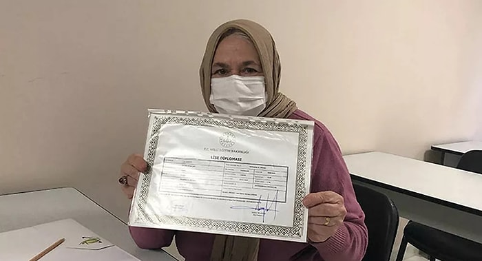 75 Yaşında Liseyi Bitirdi, Hedef Üniversite: 'Nice Cahil Gençler Var Okumuyorlar, Okusunlar'