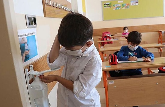 Bakan Selçuk'dan Yüz Yüze Eğitim Açıklaması: 'Öğrencilerimizin Okulda Olmasını Arzu Ediyoruz'