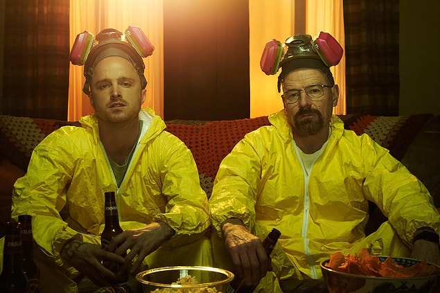 5. Netflix'in ödüllü yapımlarından birisi olan Breaking Bad dizisi, kaç sezon sürmüştür?