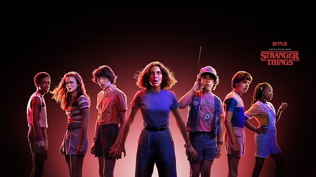 8. Stranger Things dizisinde ilk sezon hangi yılda geçti?