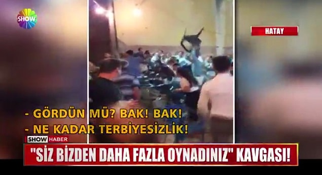 Düğünde kız tarafı ve erkek tarafından "siz bizden daha çok oynadınız" diye birbirine girmesi