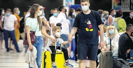 Rus Gazete Askıya Alınan Türkiye Uçuşlarının Faturasını Çıkardı