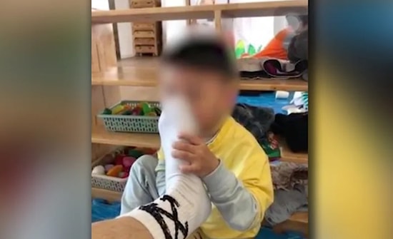 Anaokulu Öğrencilerine Ayaklarının Koklatan Öğretmen Açığa Alındı