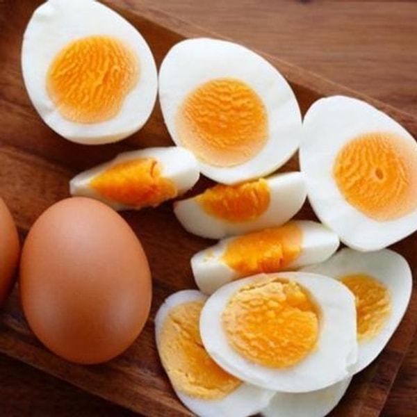 14. "Kolestrole kötü olduğu için fazla yumurta yemememiz gerektiğini ve özellikle sarısından uzak durmamız gerektiği söylenmişti."