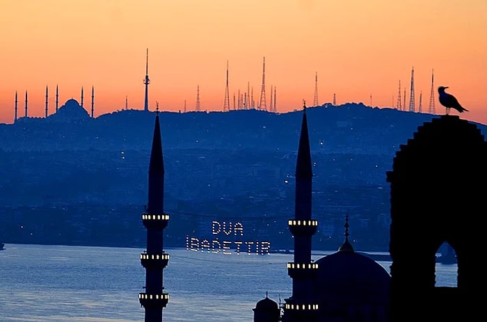 İstanbul Akşam Ezanı Vakti: İstanbul’da İftar Saat Kaçta?