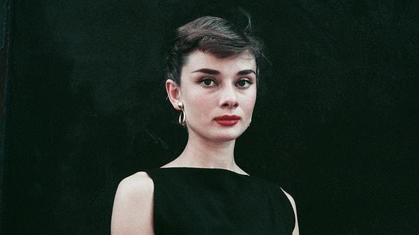 15. Hollywood'un yıldız isimlerinden Audrey Hepburn'ün hayatı dizi oluyor.