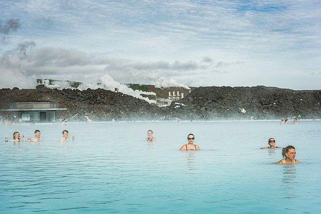 Çevre dalındaki ödülün sahibi fotoğraf, enerji ihtiyacını tamamen yenilenebilir kaynaklardan üretmeye geçen İzlanda'dan.