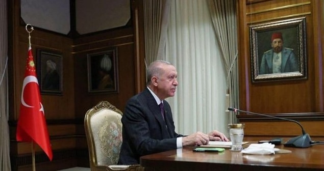 KKTC Anayasa Mahkemesi Başkanı laikliği öğrenmesi lazım