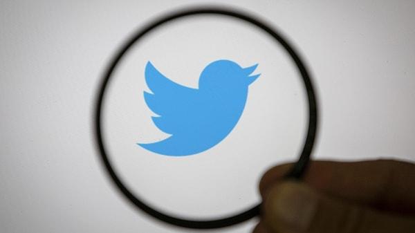 Dünyanın en popüler sosyal paylaşım sitelerinden olan Twitter'da paylaşılan tweet'ler sonradan düzenlenemiyor. Kullanıcılar yıllardır düzenleme özelliğini merakla bekliyor.