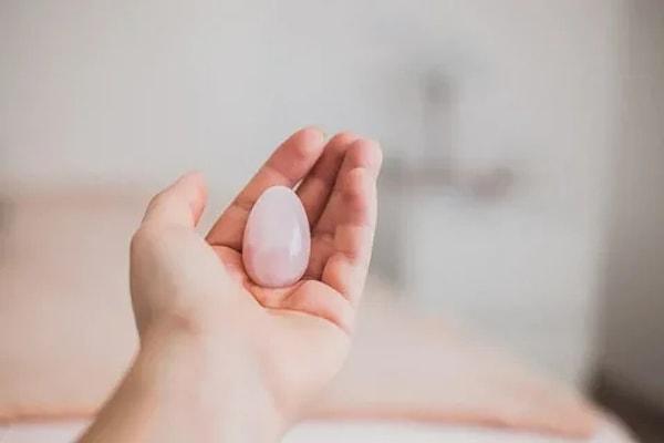 Yoni egg kullanmak bedeninizi daha iyi tanımanıza yardımcı oluyor.