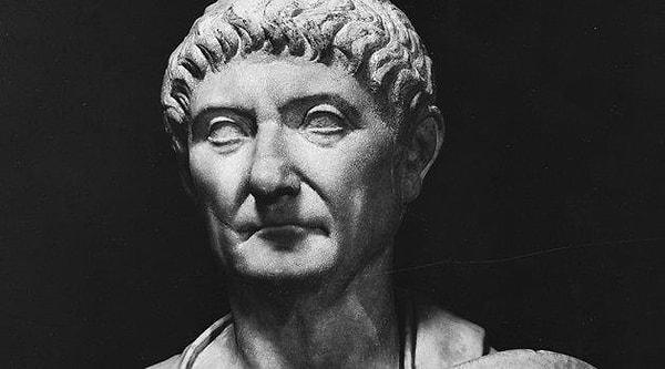 Kendisi İzmit ve Kayseri'de Maksimianus ise Avrupa'da yönetimi sağladı. Bu hareket ile Diocletianus, Roma'nın sınırlarını genişletme hedefi koydu.