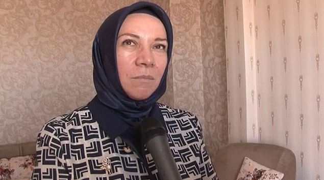 Son zamanlarda AK Parti Milletvekili Hülya Atçı Nergis gündemden düşmüyor. Hatırlarsınız geçtiğimiz haftalarda kadın cinayetleriyle ilgili "O kadınları öldüren şahısları da yetiştiren kadınlar. Hiç mi kadınların payı yok bu şiddette?" ifadeleri tepki çekmişti.