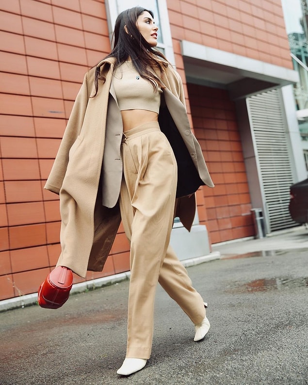 20. Asena Sarıbatur