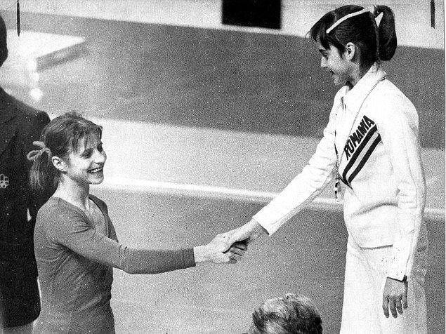 Sovyet antrenörler Olga'nın, Montreal'de, oldukça yetenekli olan Nadia Comăneci'yi yenebileceğini düşünürler.