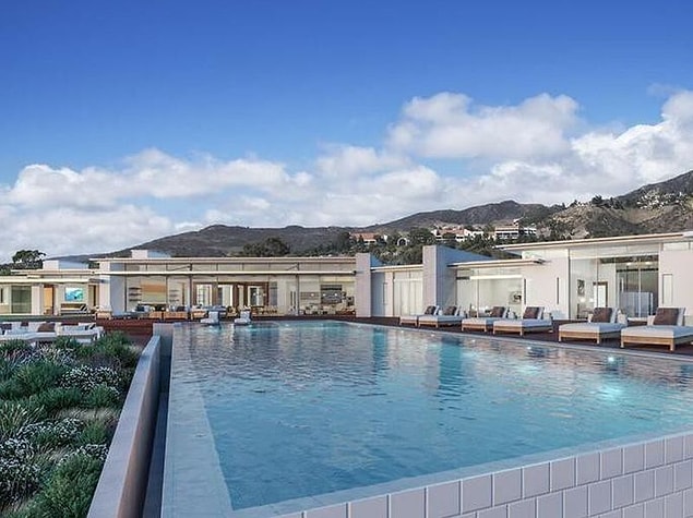 8. Malibu Mid-Century Modern