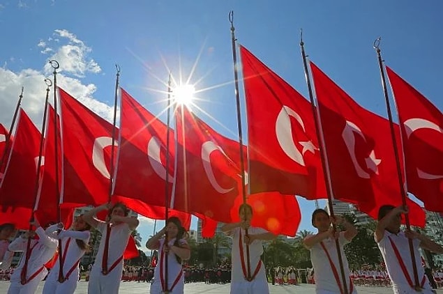 Kısa 23 Nisan Şiirleri
