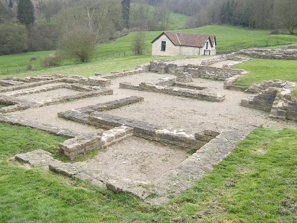 10. Eski Roma Villasının Kalıntıları / Birleşik Krallık