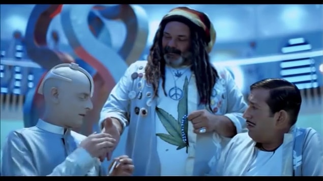 Önceki filmlerde gördüğümüz Bob Marley Faruk karakterini dizide de görecek miyiz acaba?