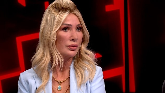 13. Tiroid bezi rahatsızlığı bulunan Seda Sayan düzenli olarak ilaç kullanıyor ve özellikle yemek yemediği zaman kötüleşiyor.