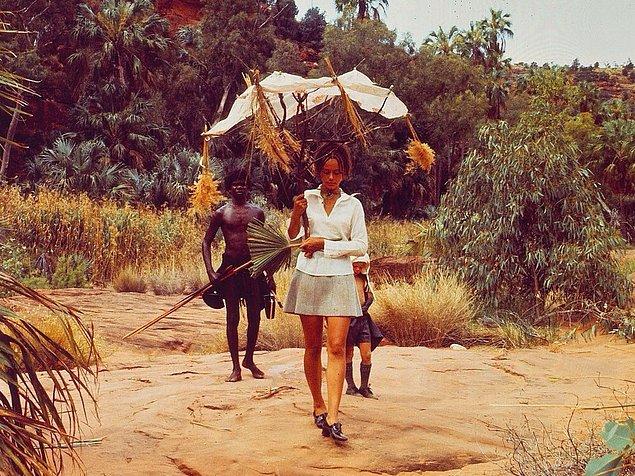 19. Walkabout (1971)