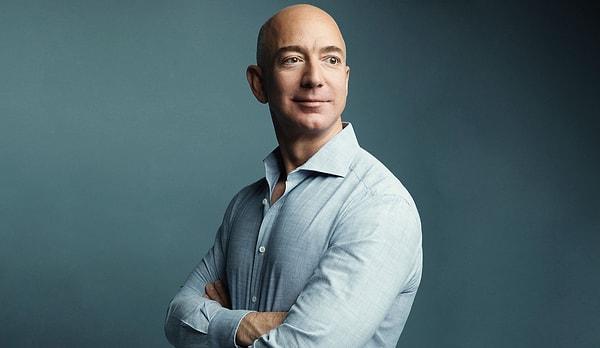 Ayrıca, Bezos'un şirketi Amazon tarihte 1 trilyon dolarlık bir piyasa değerine ulaşan ikinci şirket.