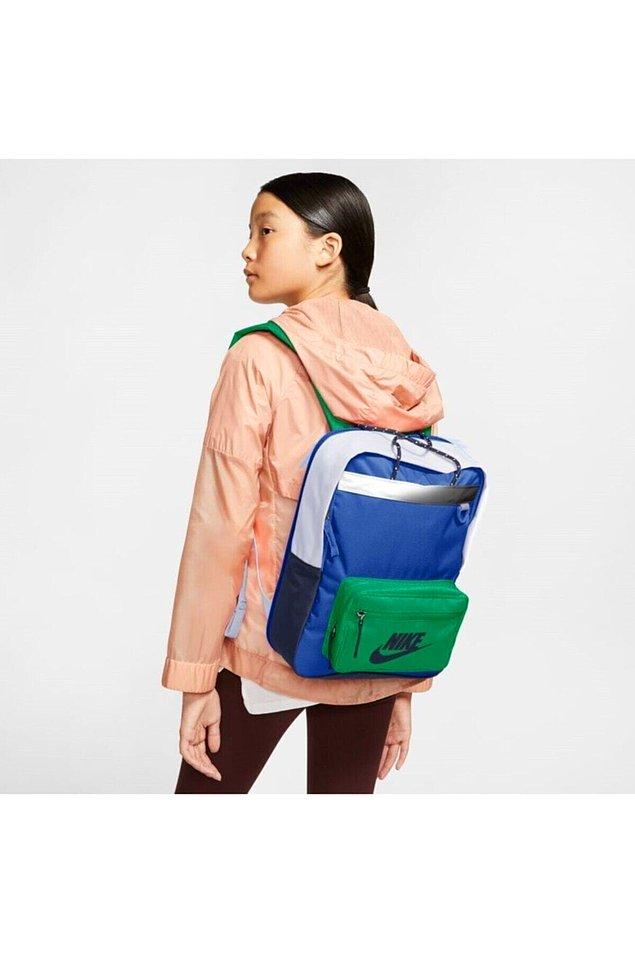 11. Omuz çantası tercih etmek istemeyenler için sırt çantaları epey kullanışlı bir alternatif...