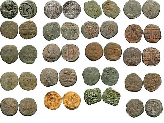 Bu paralar eritilip, üzerlerine yılı, devleti ya da dönemine ait bilgiler işleniyor ve kenarları ise çekiçle düzeltiliyordu. Madeni paralar üzerlerinde kullandıkları dönemi yansıtan, bilgiler içerdikleri için tarihi belge niteliğindeydi.