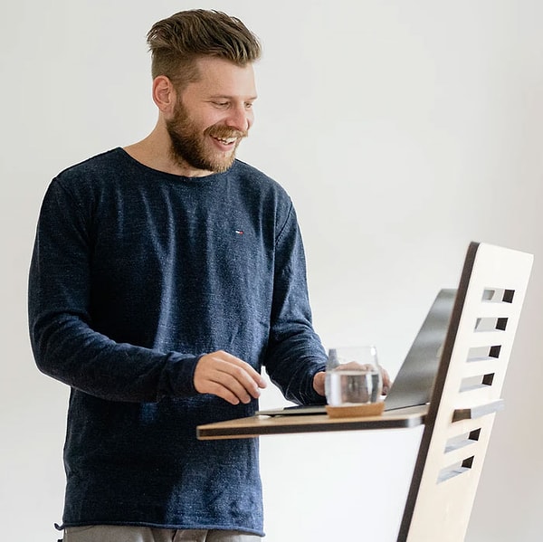 8. Когда прическа важнее работы