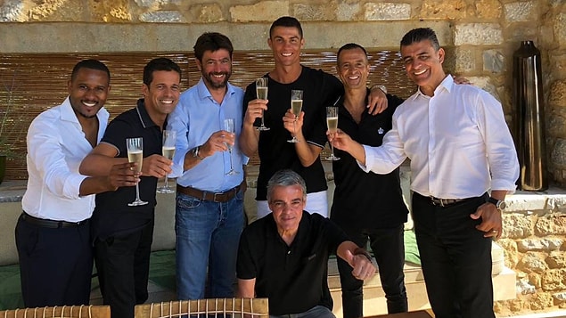 10. Süper Lig’in kuruluşu açıklaması ile çokça adını duyduğumuz Agnelliler ise Juventus’un sahibi.