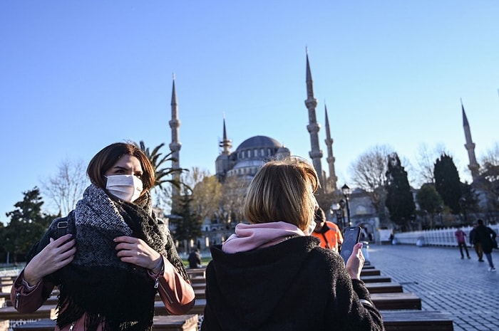 Turizm Bakanı Ersoy: 'Uygulanacak Kısıtlamalar Turistleri Kapsamayacak'