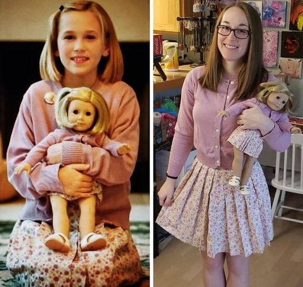 15. "Я нашла этот костюмчик, который я носила в детстве, у своих родителей в доме и не удержалась, чтобы его не примерить! И ничего страшного, что юбка не застегнулась :)".