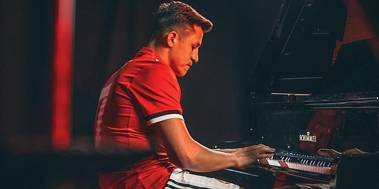 Yalnızca Futbolda Yetenekli Değiller: Başka Alanlarda da Yeteneklerini Kanıtlamış Olan 12 Futbolcu