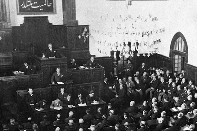 Ali Şükrü Bey'in gerekçelerinde her ne kadar dinin gereğini yaşama geçirmek olmasa bile özellikle 3. madde dikkat çekicidir.