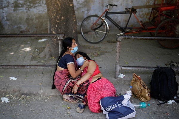 Мы надеемся, что эти черные дни останутся позади как можно скорее...