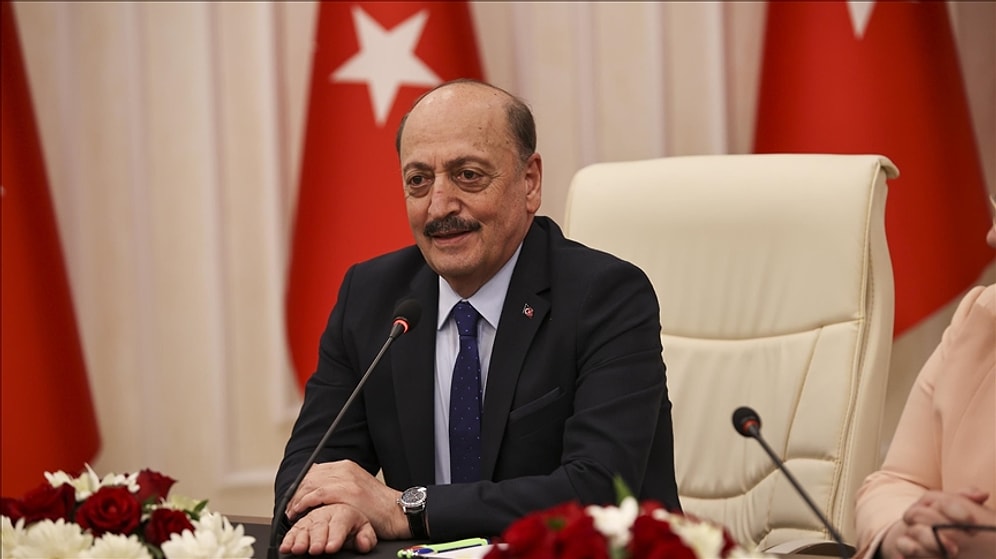 'Özgür Olmayan Ülkelerde 1 Mayıs Kutlanmaz' Diyen Bakan Bilgin'e Sosyal Medyadan Yanıt: 'İtiraf Gibi Açıklama'