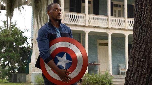 3. Captain America 4 resmen duyuruldu. Chris Evans’ın filmde olup olmayacağı belli değil.