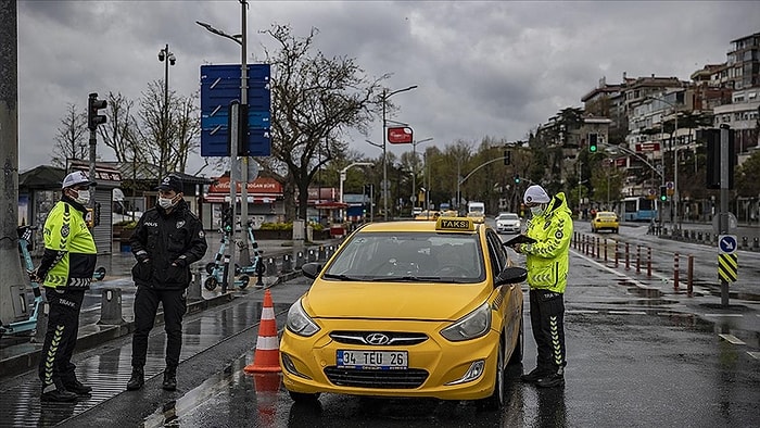 Bakan Soylu: 'Yaklaşık 700 Bin Kişi Çalışma İzni Belgesi Aldı'