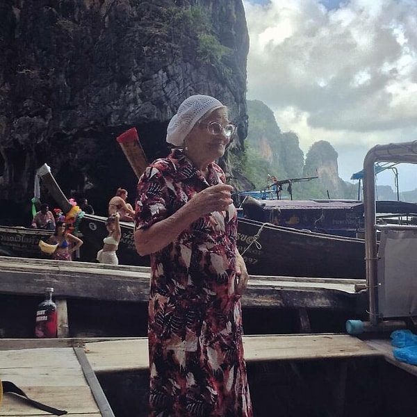 Пляж обезьян, залив Тонсай, Таиланд